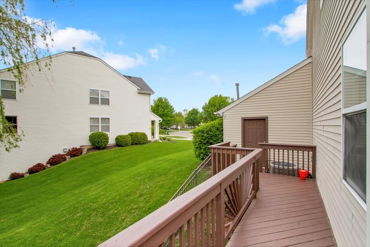 4003 Boone Creek Circle, McHenry, IL 60050