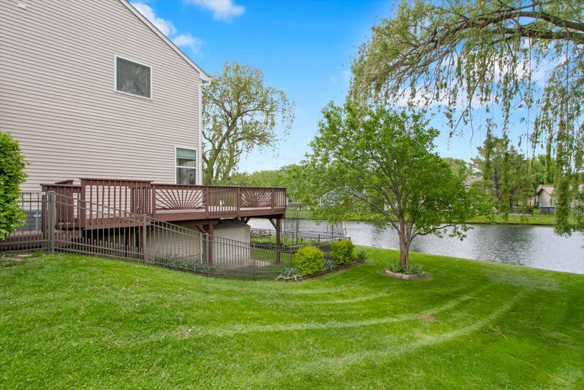 4003 Boone Creek Circle, McHenry, IL 60050