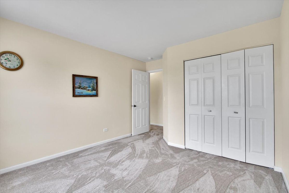 4003 Boone Creek Circle, McHenry, IL 60050