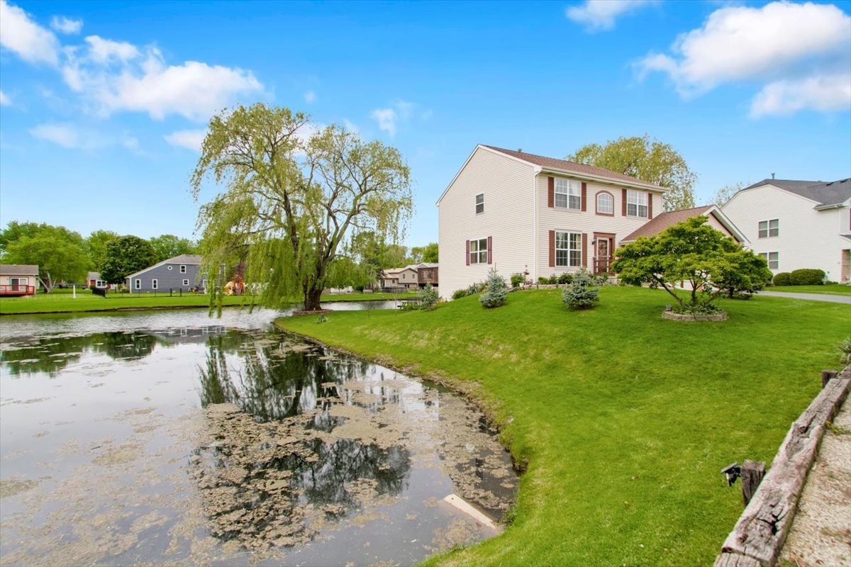 4003 Boone Creek Circle, McHenry, IL 60050