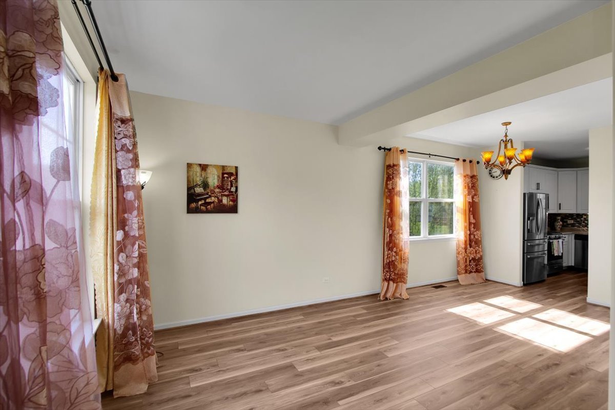 4003 Boone Creek Circle, McHenry, IL 60050