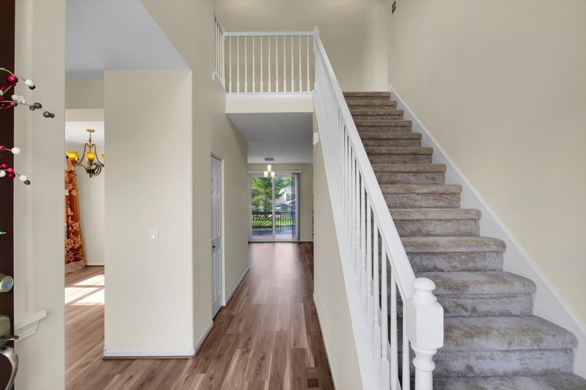 4003 Boone Creek Circle, McHenry, IL 60050