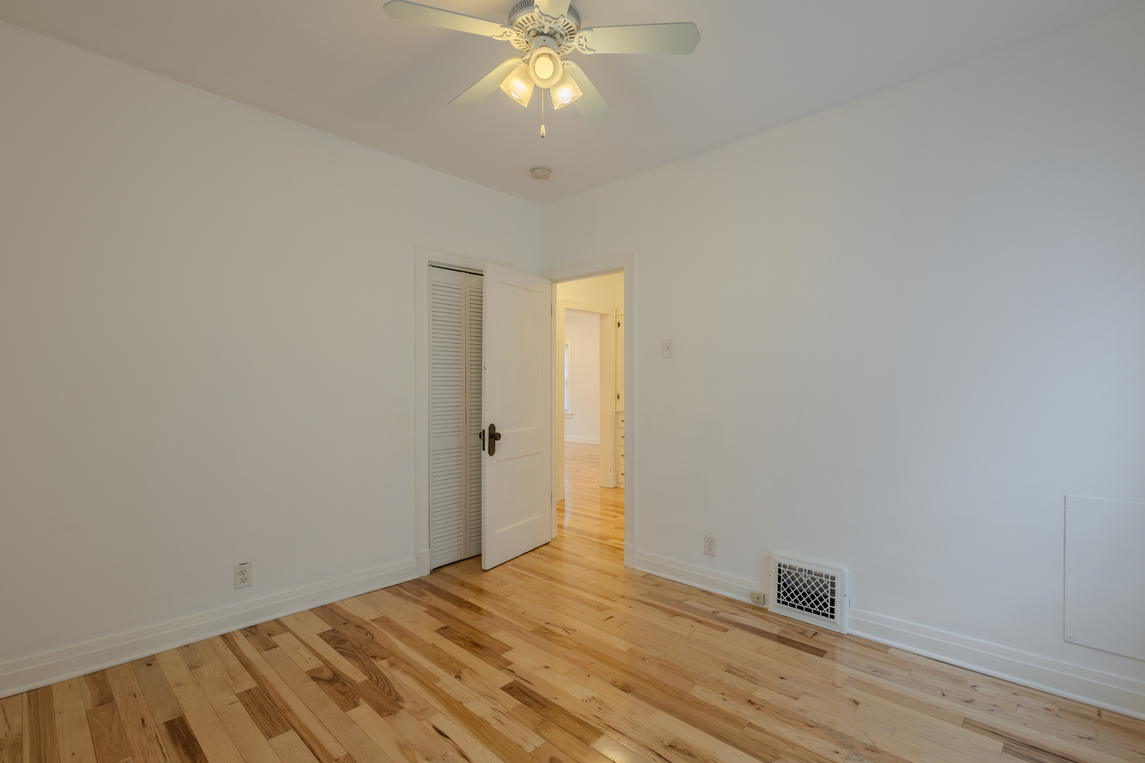 514 N Prairie Avenue, Joliet, IL 60435