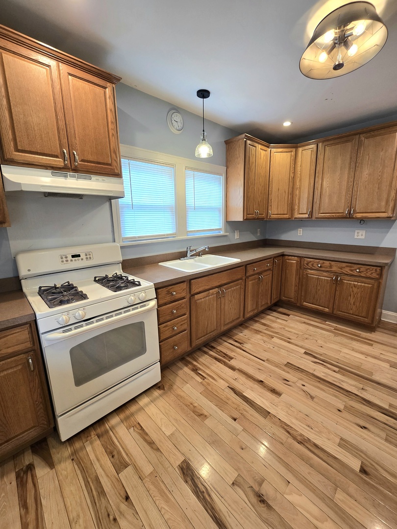 514 N Prairie Avenue, Joliet, IL 60435