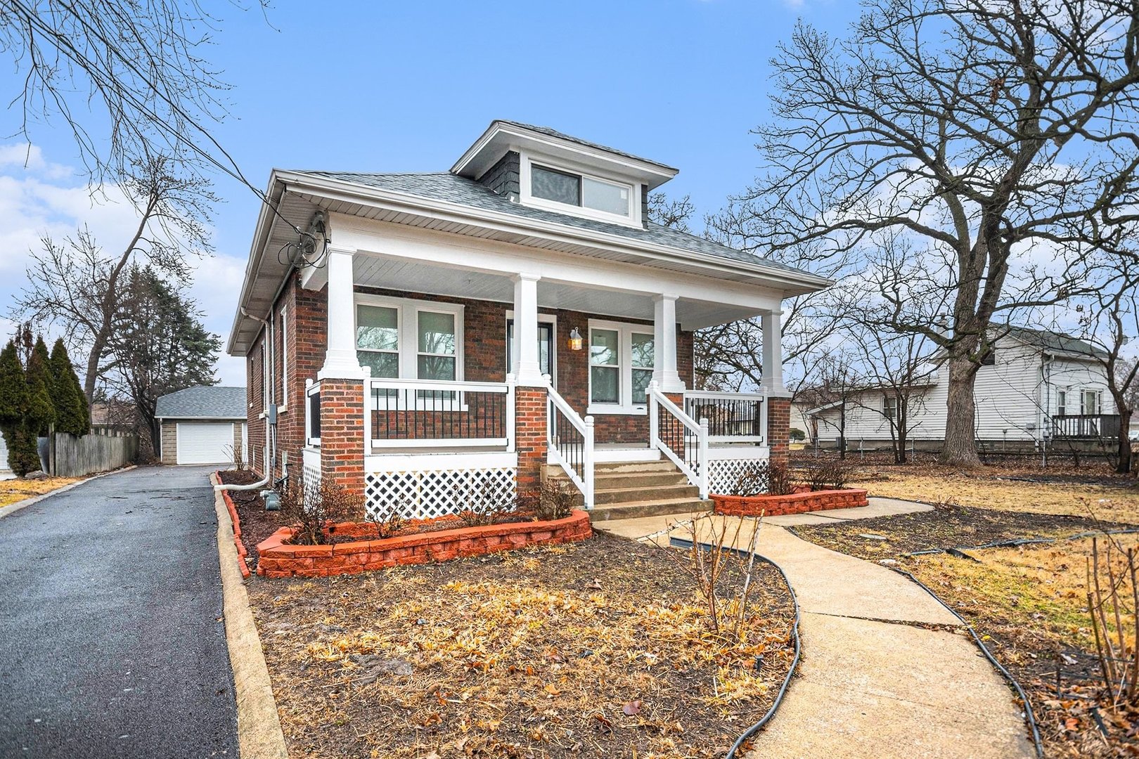 26 E 157th Street, South Holland, IL 60473
