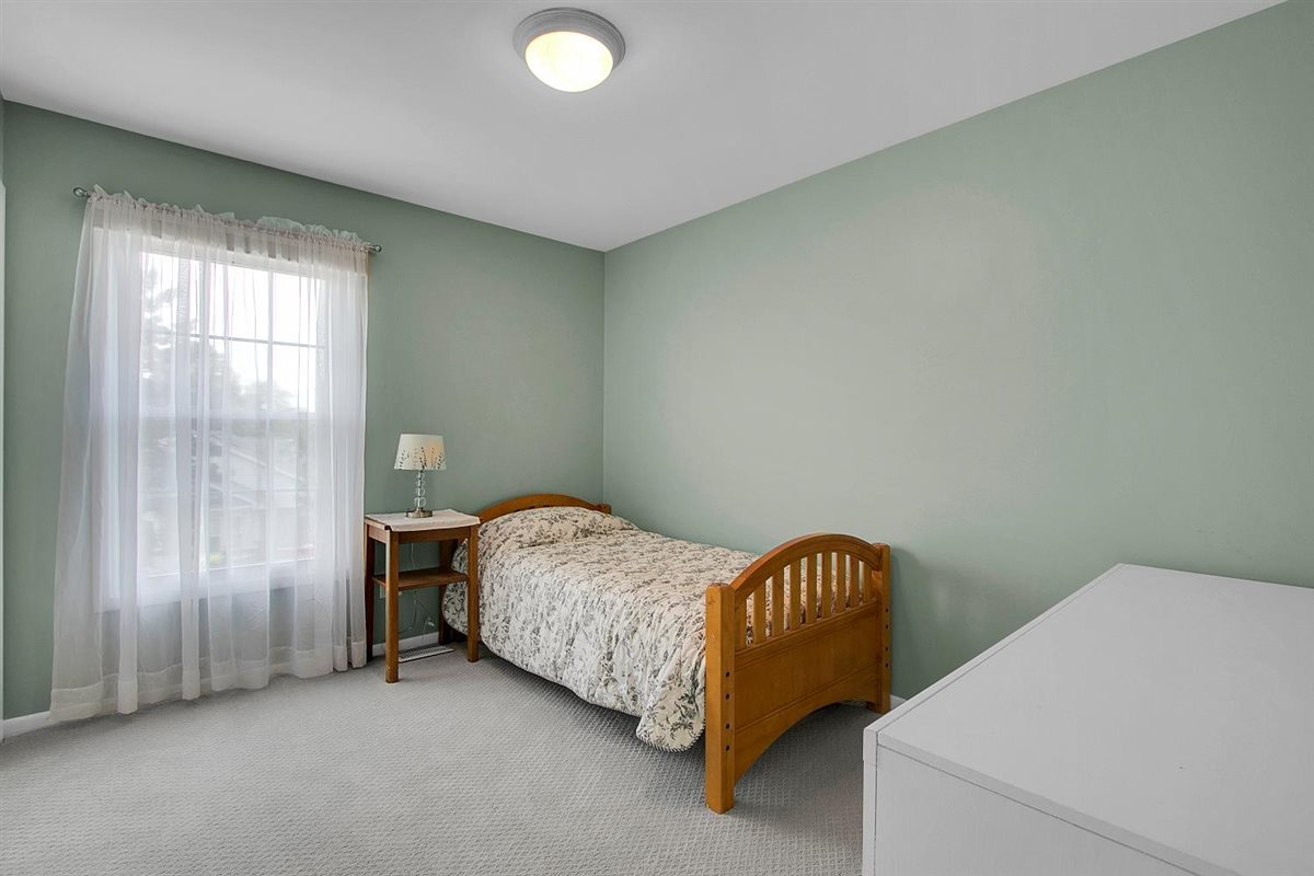1838 Prentiss Drive, Downers Grove, IL 60516