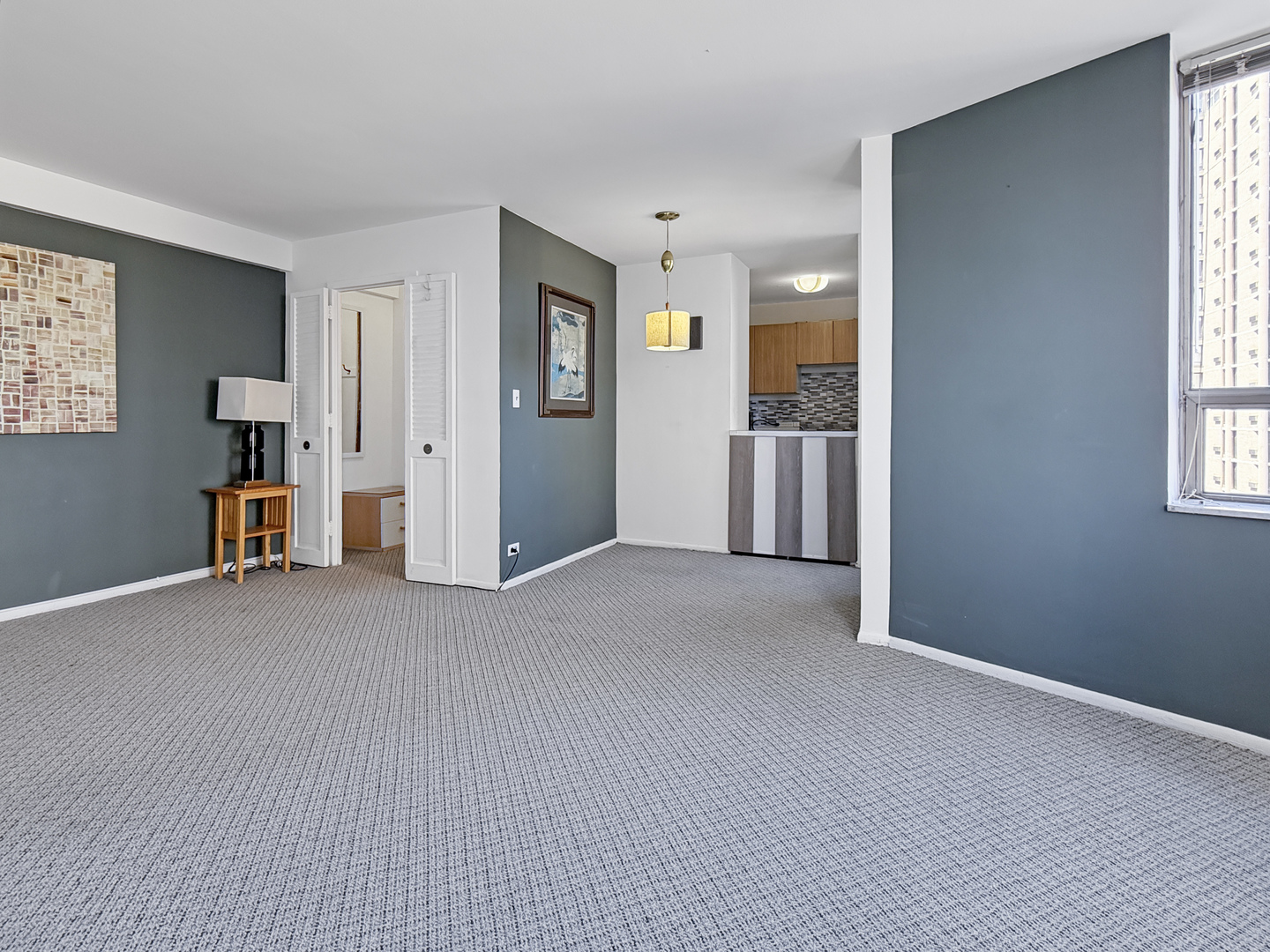 5701 N Sheridan Road #6D, Chicago, IL 60660