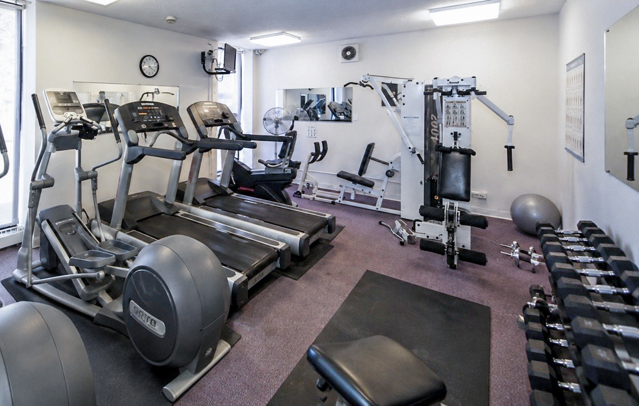 5701 N Sheridan Road #6D, Chicago, IL 60660