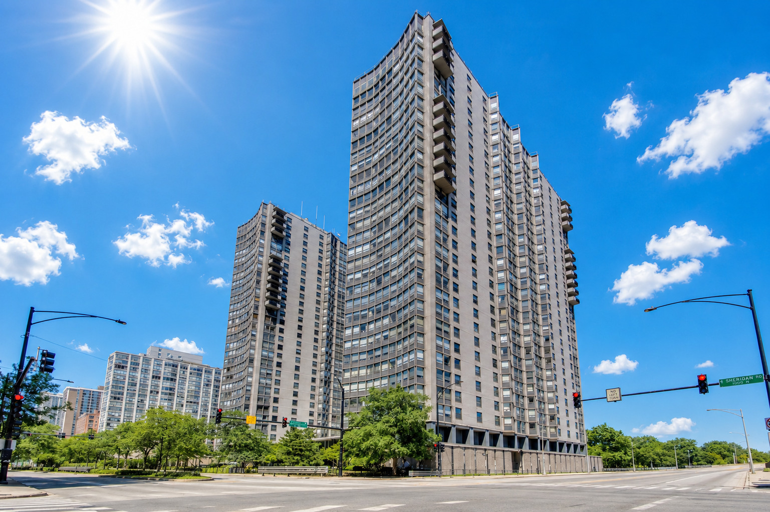 5701 N Sheridan Road #6D, Chicago, IL 60660