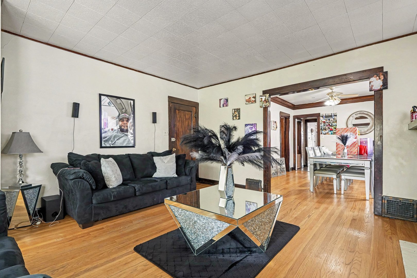 5005 W Altgeld Street, Chicago, IL 60639