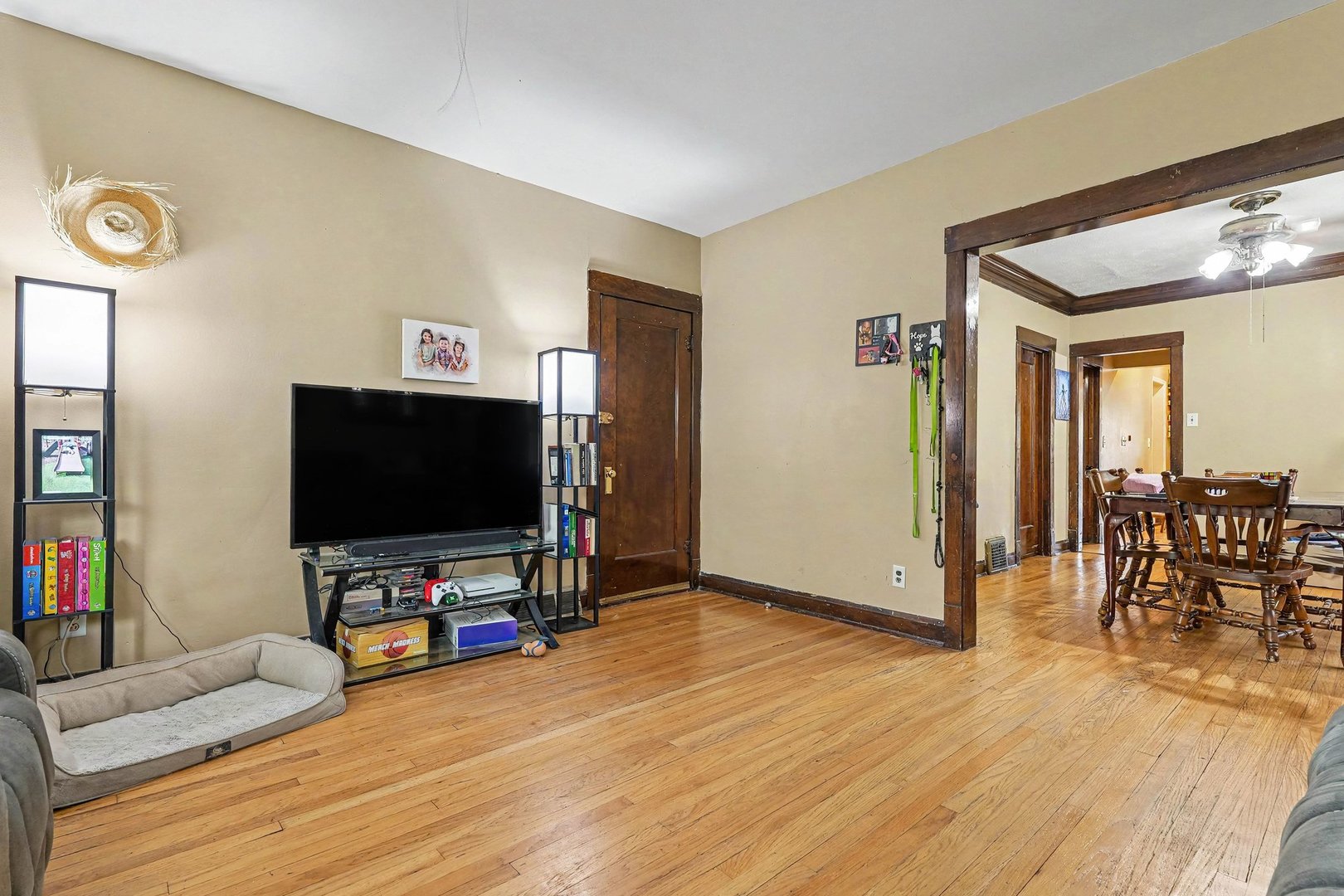 5005 W Altgeld Street, Chicago, IL 60639
