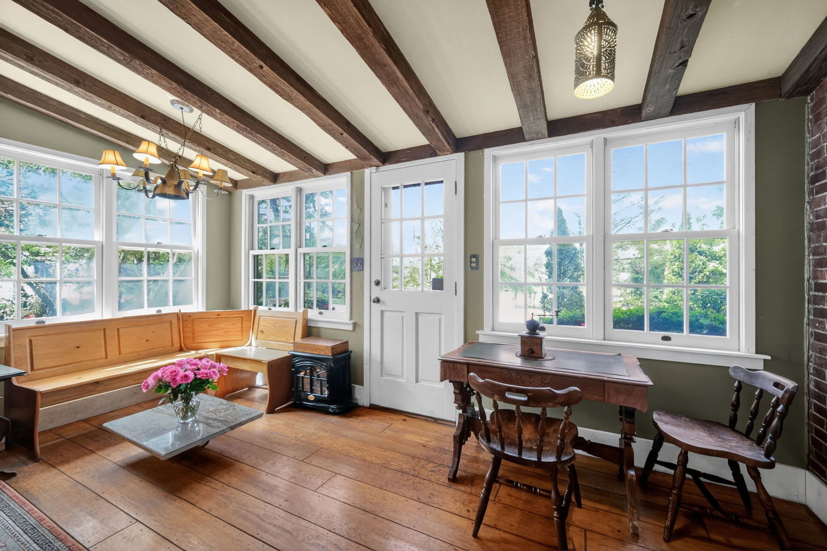 36W927 Red Gate Road, St. Charles, IL 60175