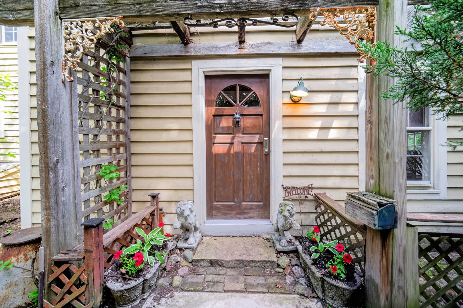 36W927 Red Gate Road, St. Charles, IL 60175