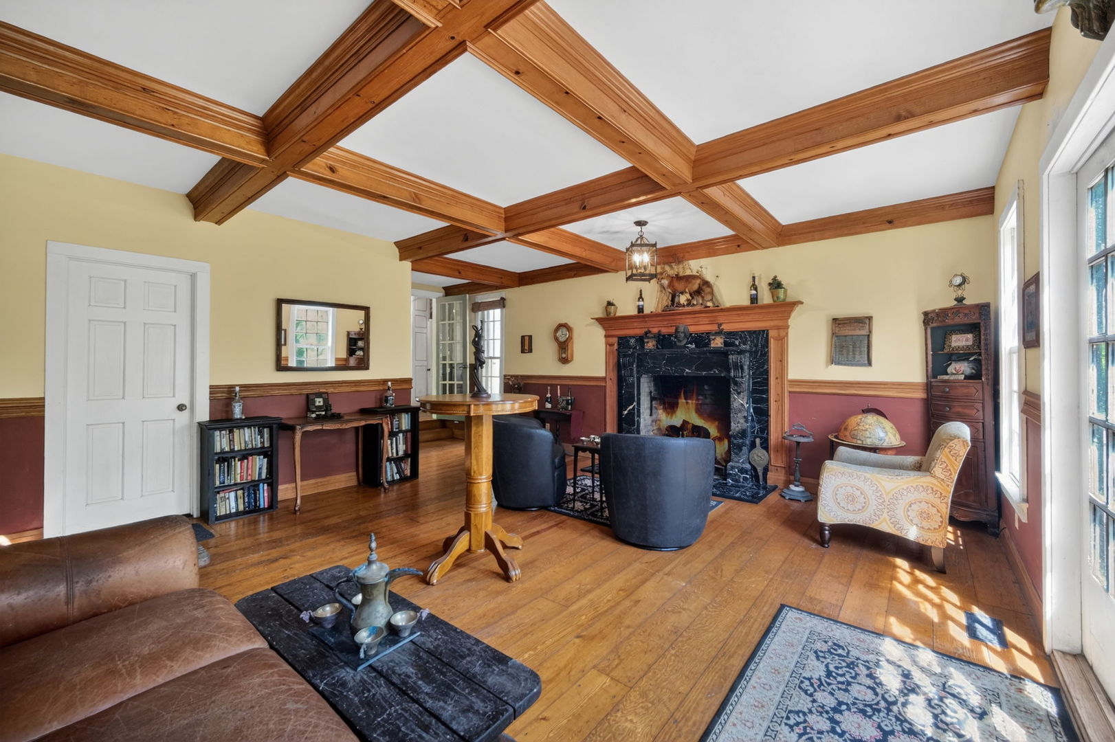 36W927 Red Gate Road, St. Charles, IL 60175