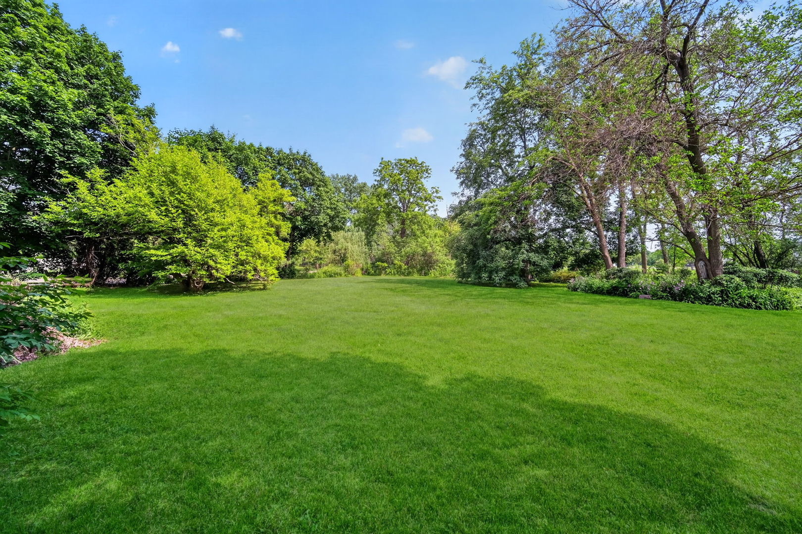 36W927 Red Gate Road, St. Charles, IL 60175