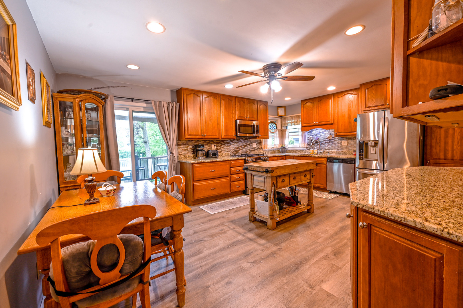 707 Kirkwood Avenue, Winthrop Harbor, IL 60096
