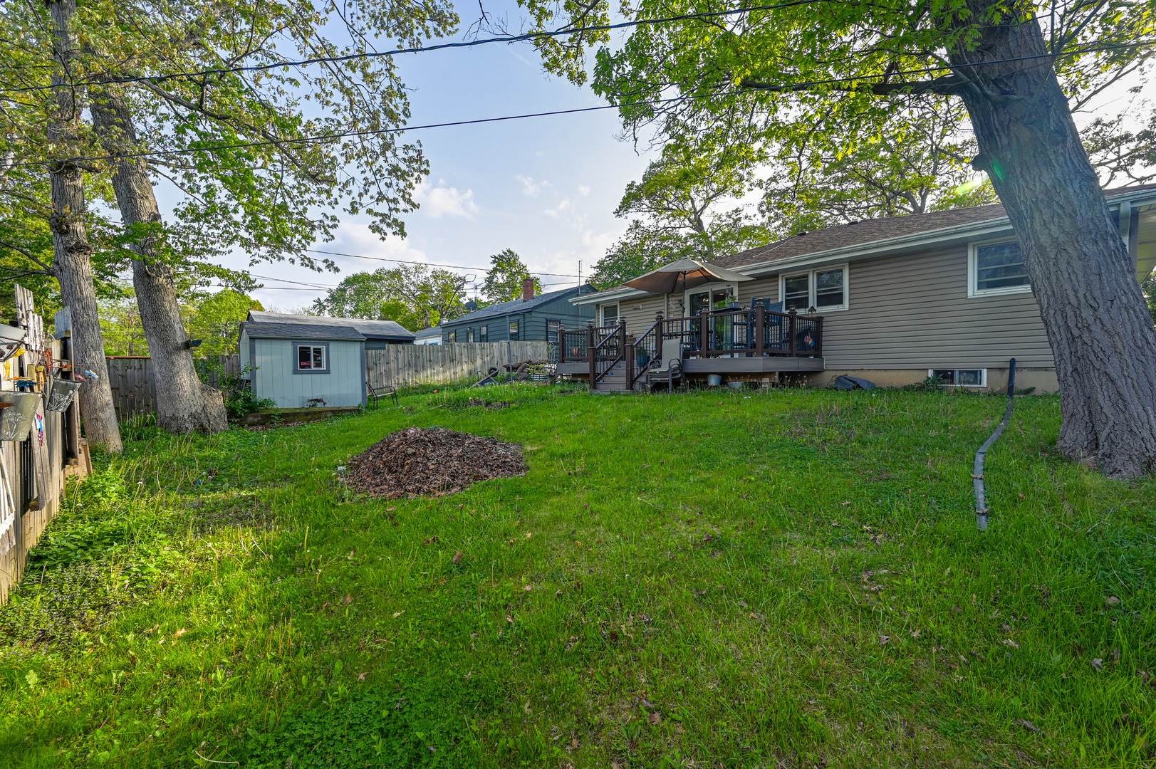 707 Kirkwood Avenue, Winthrop Harbor, IL 60096