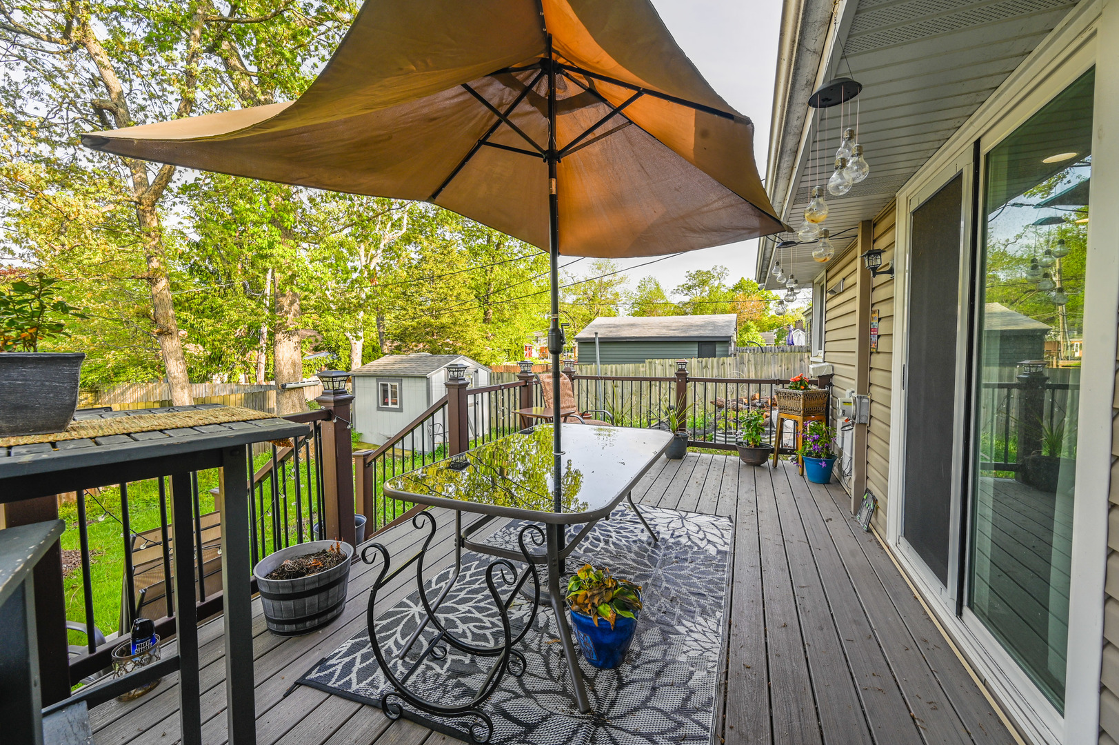 707 Kirkwood Avenue, Winthrop Harbor, IL 60096