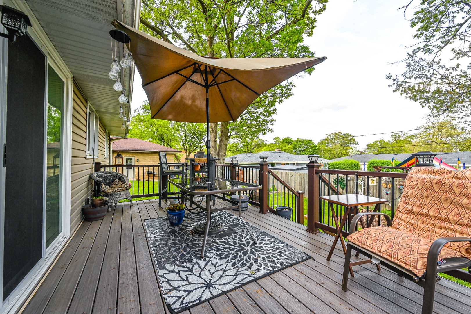 707 Kirkwood Avenue, Winthrop Harbor, IL 60096