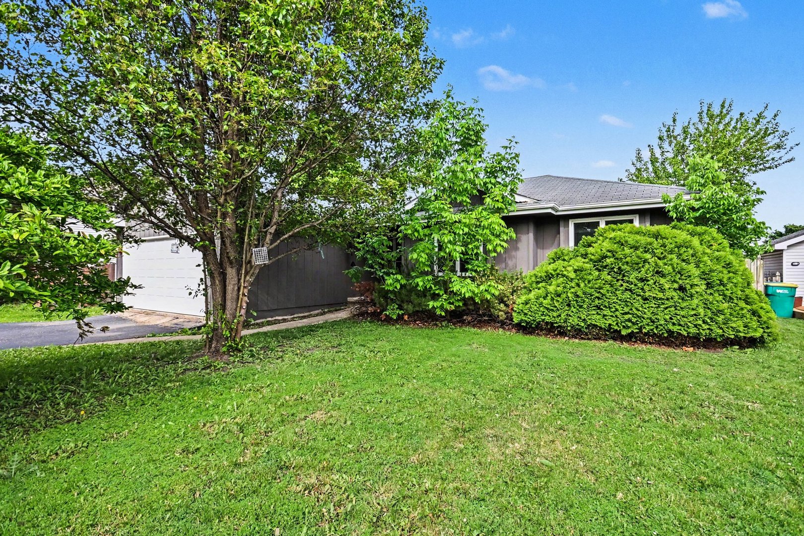2116 Mystic Drive, Plainfield, IL 60586
