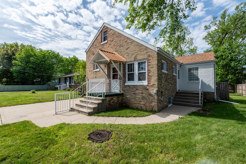10066 W WADSWORTH Road, Zion, IL 60099