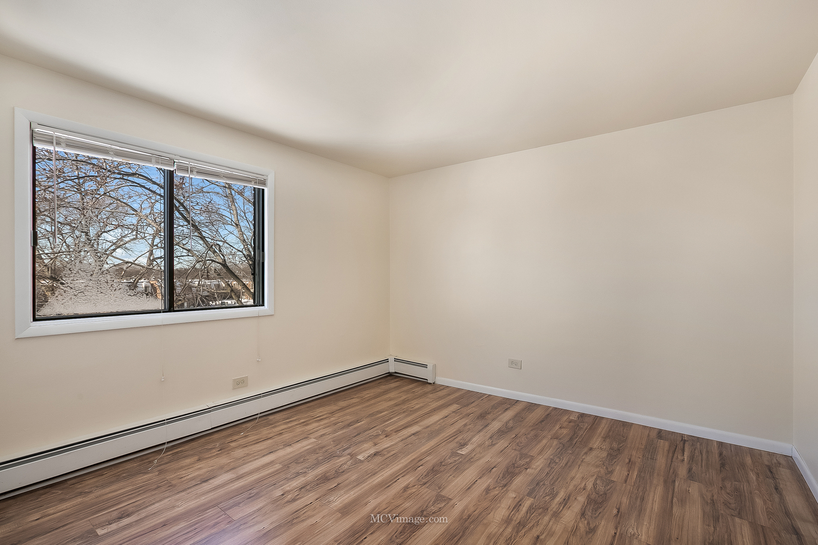 7731 Woodward Avenue #2A, Woodridge, IL 60517