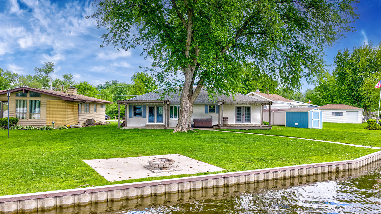 524 Park Avenue, Fox Lake, IL 60020
