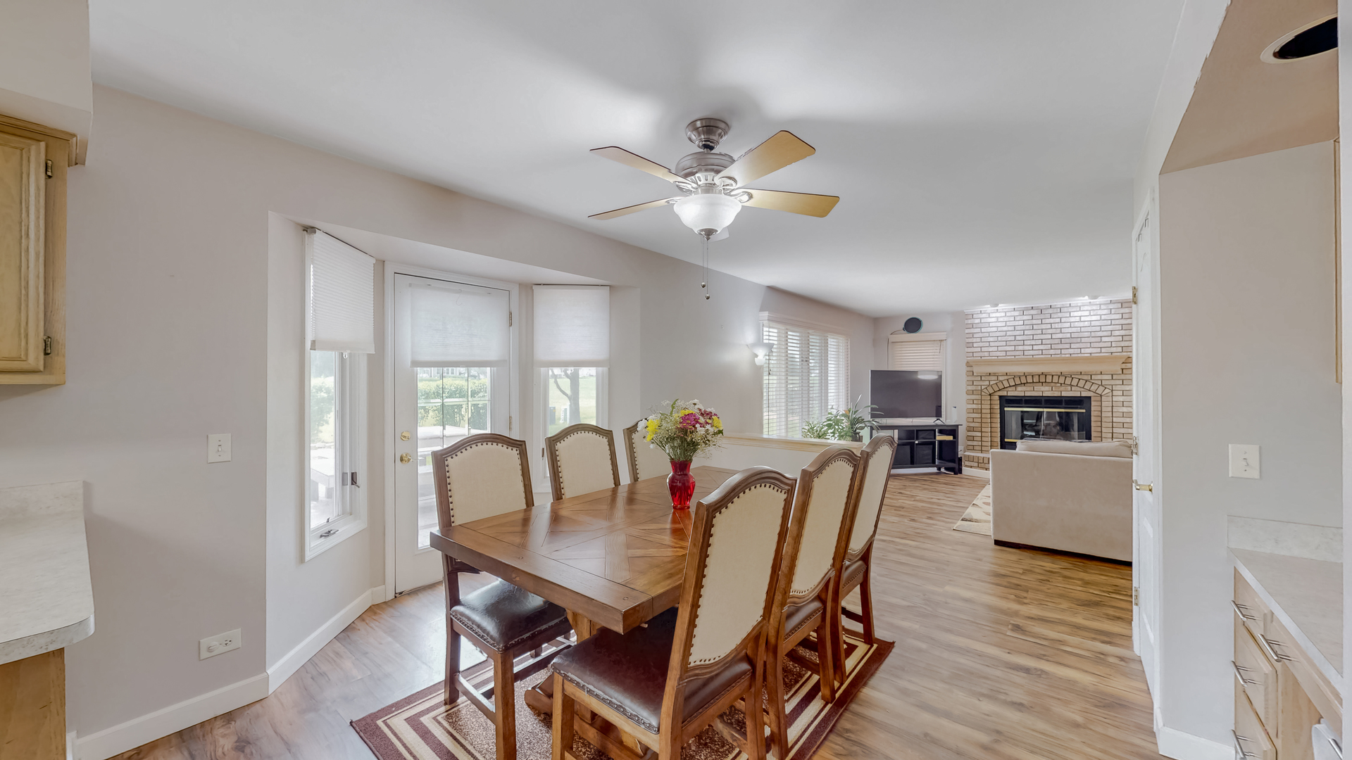 3527 Hobbes Drive, Naperville, IL 60564