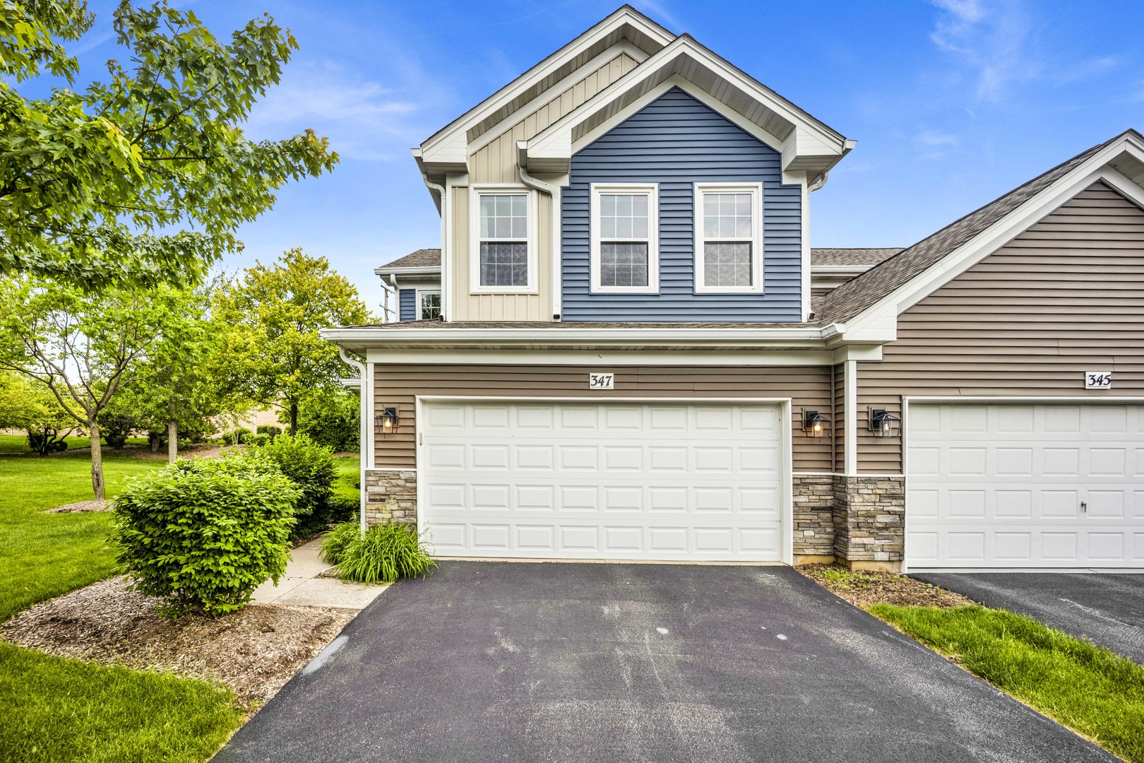 347 W Prairie Circle, Itasca, IL 60143