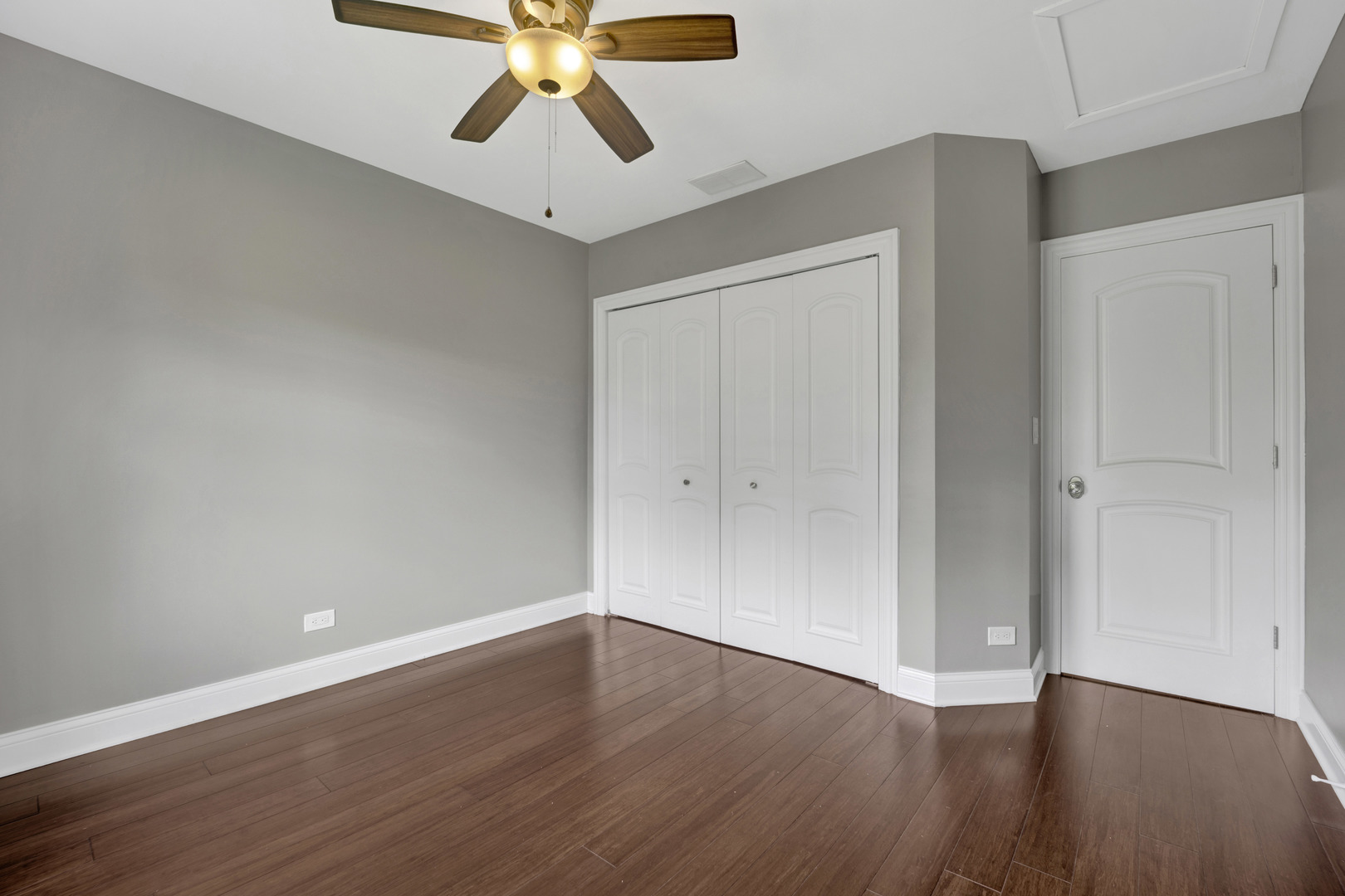 347 W Prairie Circle, Itasca, IL 60143