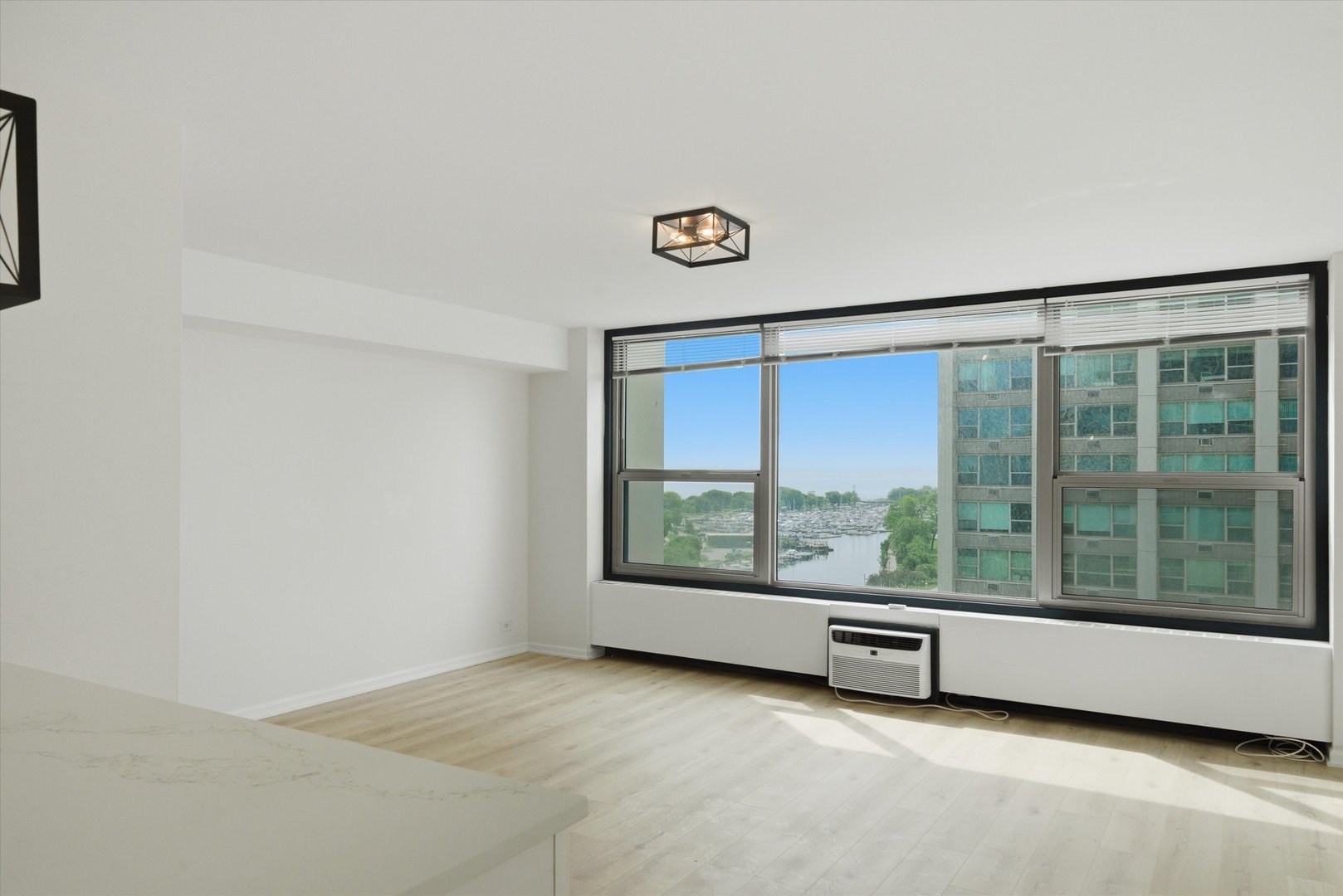 3600 N Lake Shore Drive #1217, Chicago, IL 60613