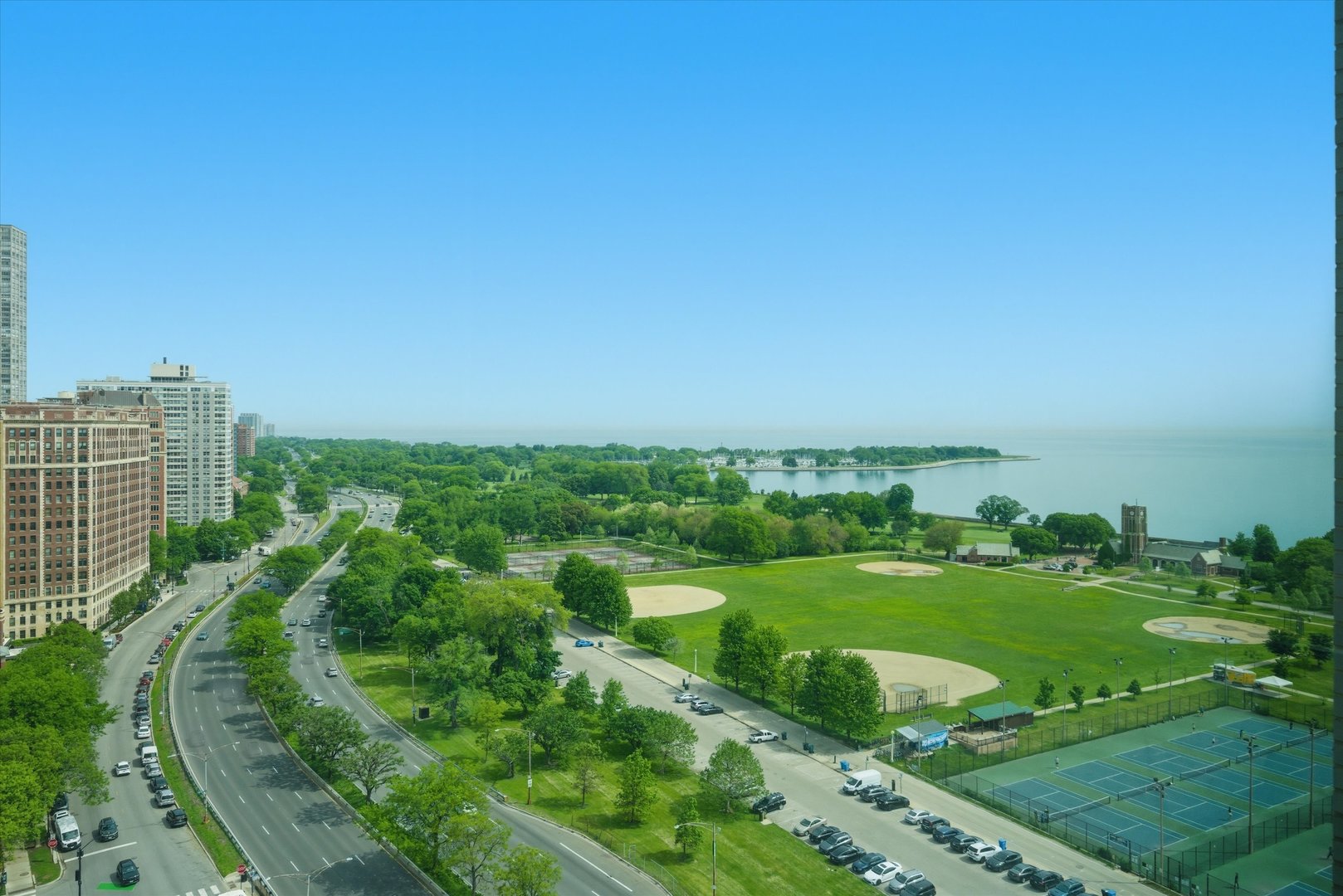 3600 N Lake Shore Drive #1217, Chicago, IL 60613