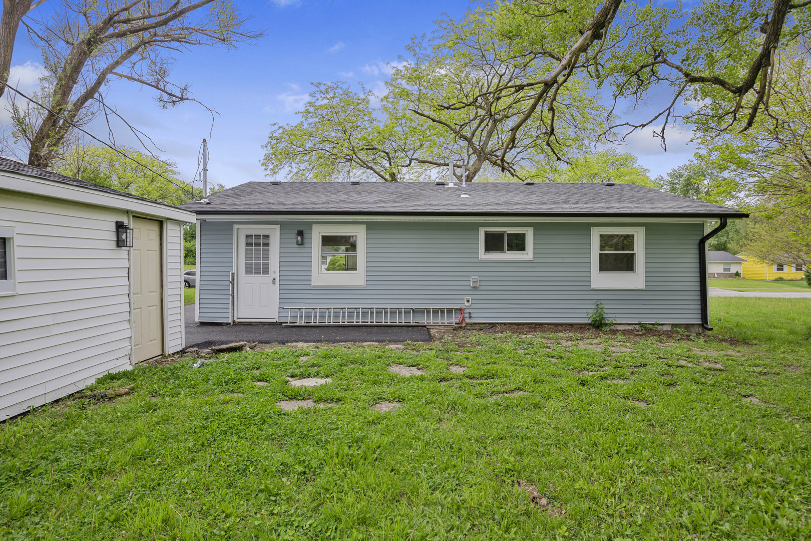 591 Andover Street, Chicago Heights, IL 60411