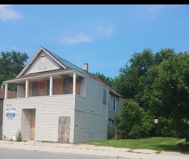2856 E 79th Street, Chicago, IL 60649