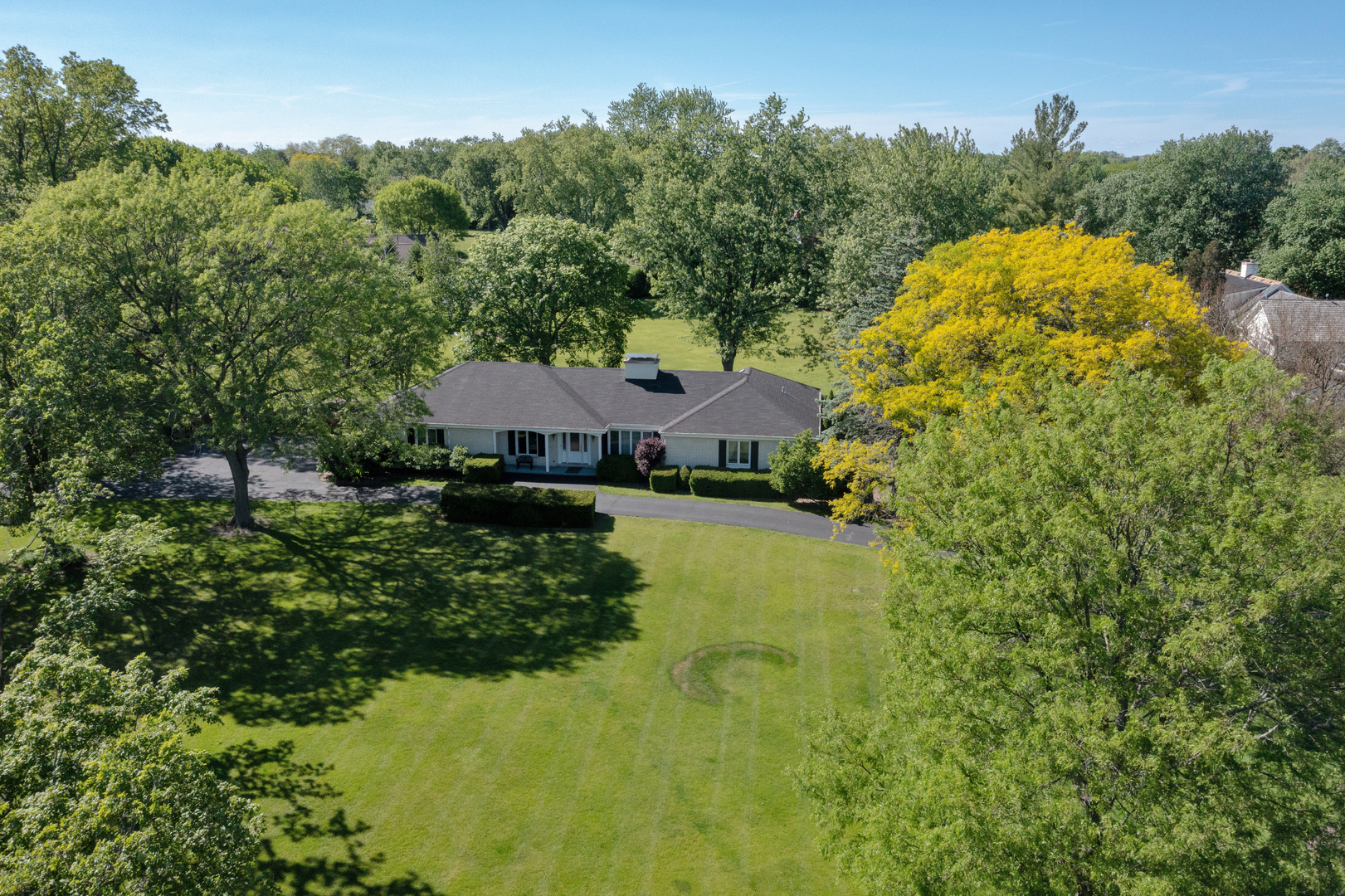 1812 Prestwick Drive, Inverness, IL 60067