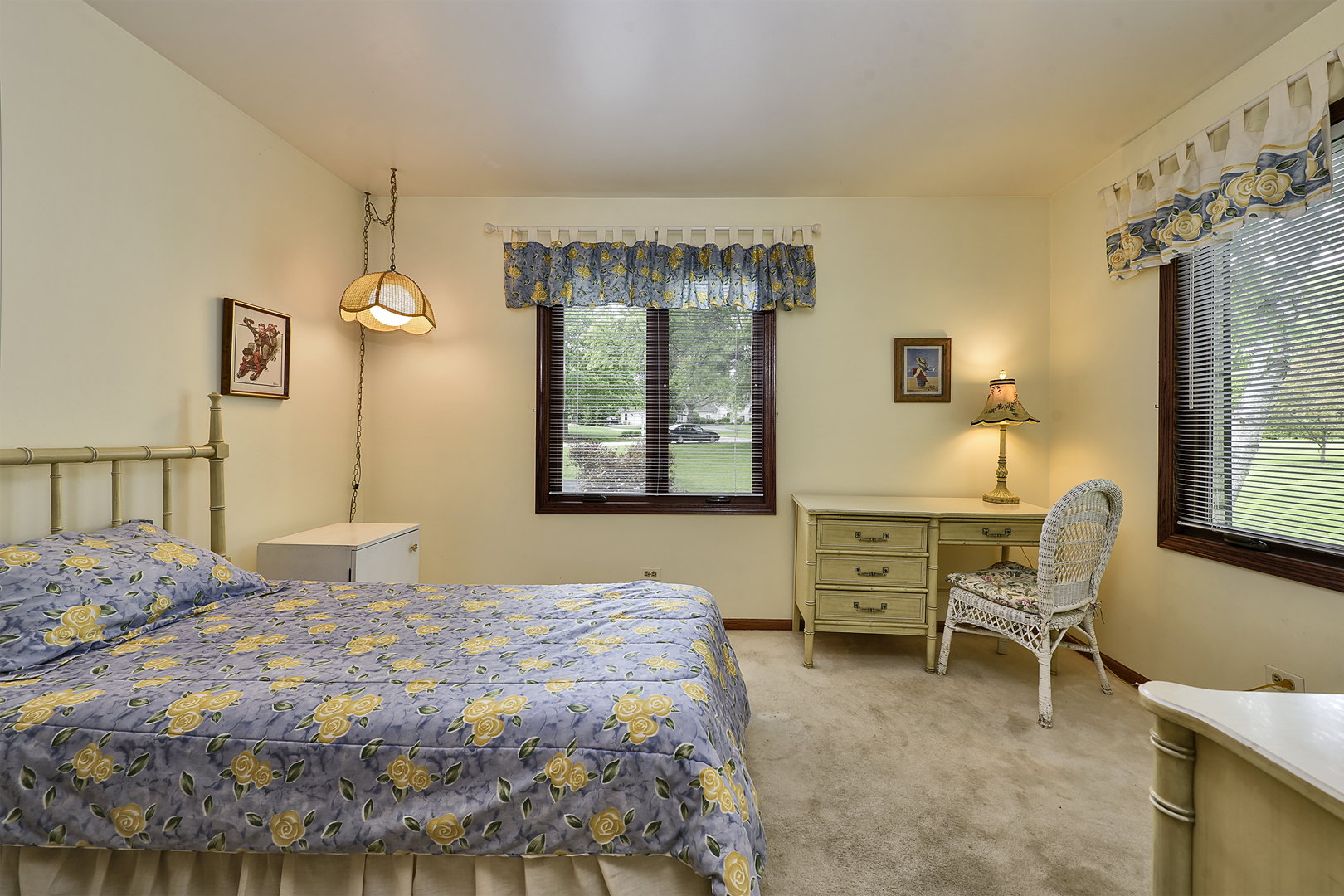 1812 Prestwick Drive, Inverness, IL 60067