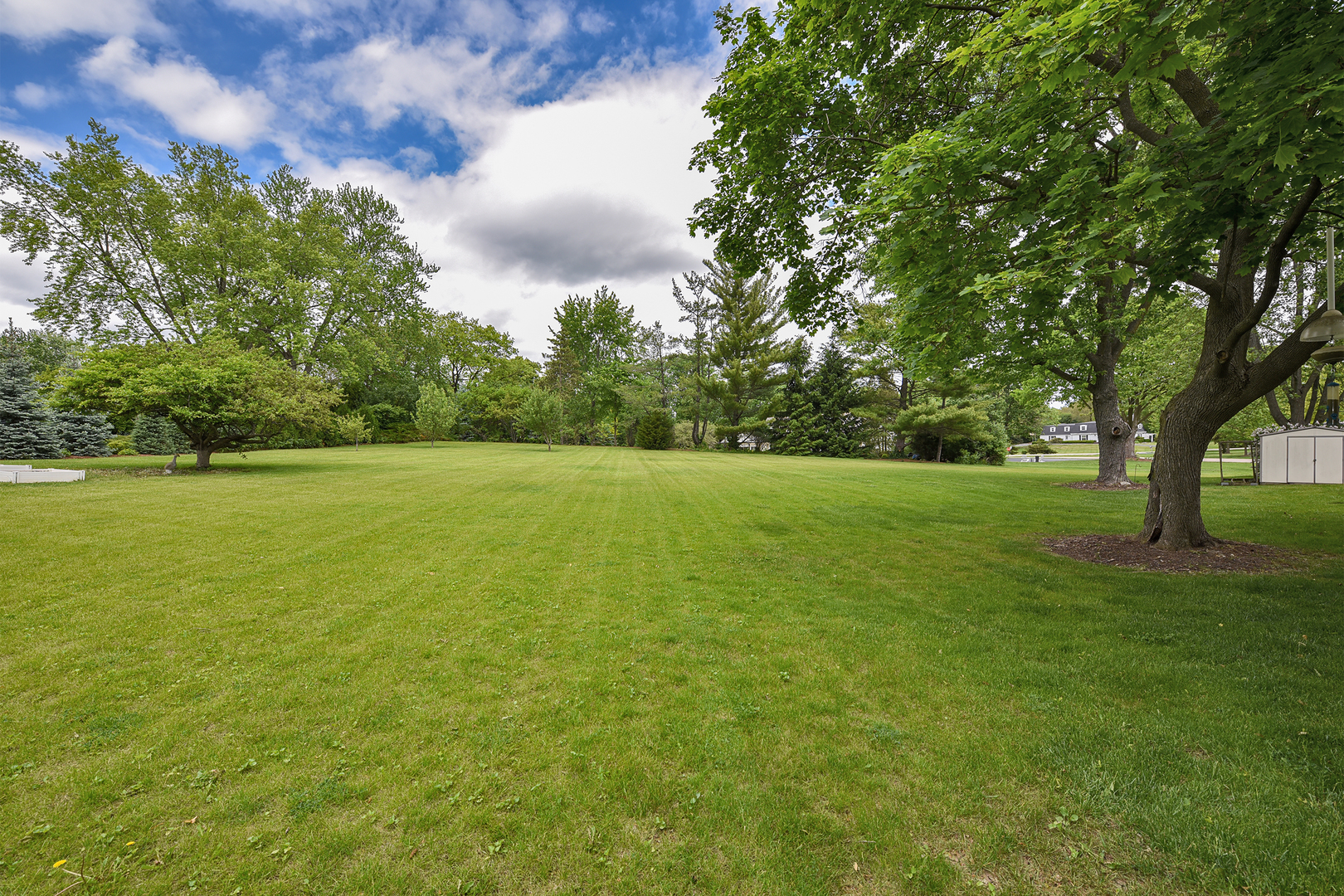 1812 Prestwick Drive, Inverness, IL 60067