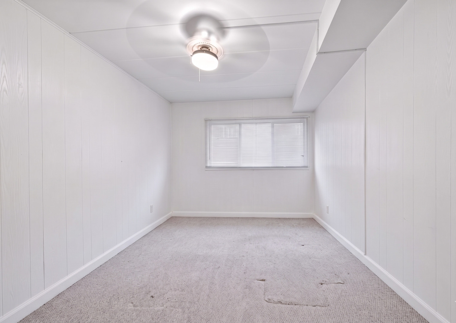 9504 S 86th Avenue #201, Hickory Hills, IL 60457