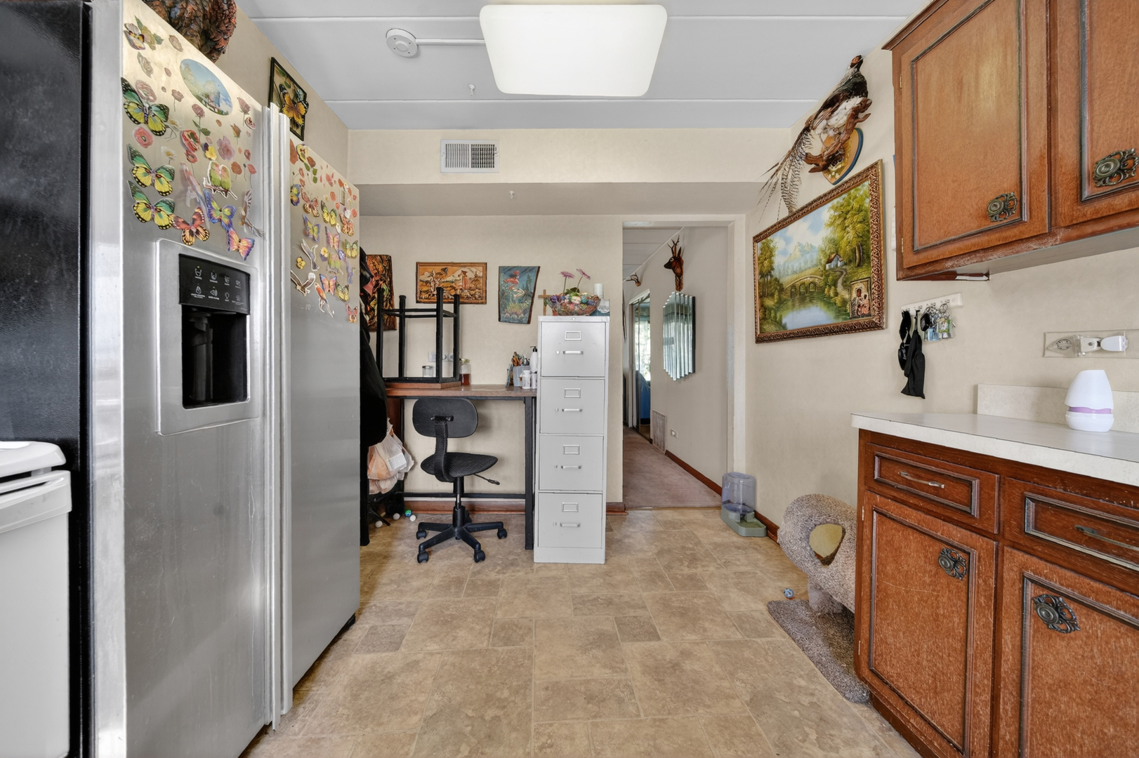 9504 S 86th Avenue #201, Hickory Hills, IL 60457