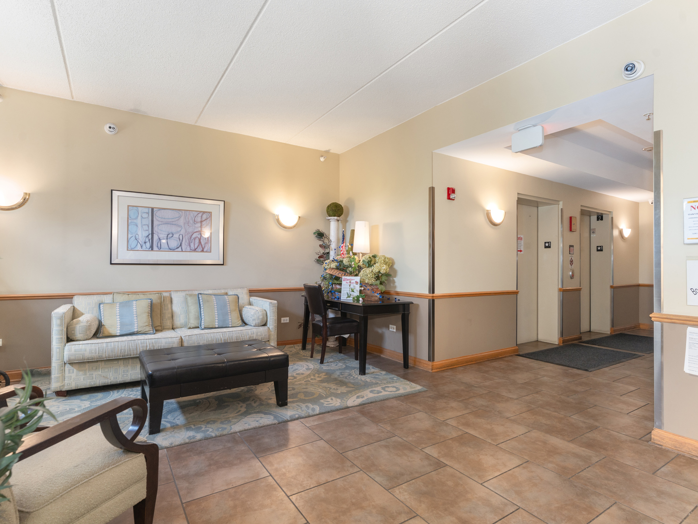 500 E Saint Charles Road #502, Lombard, IL 60148