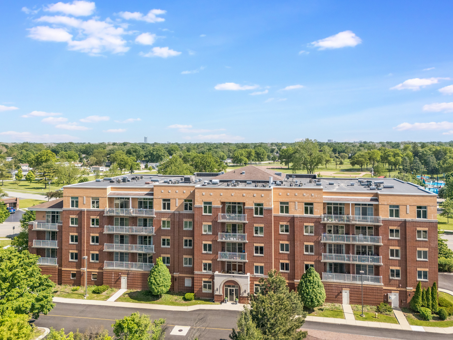 500 E Saint Charles Road #502, Lombard, IL 60148