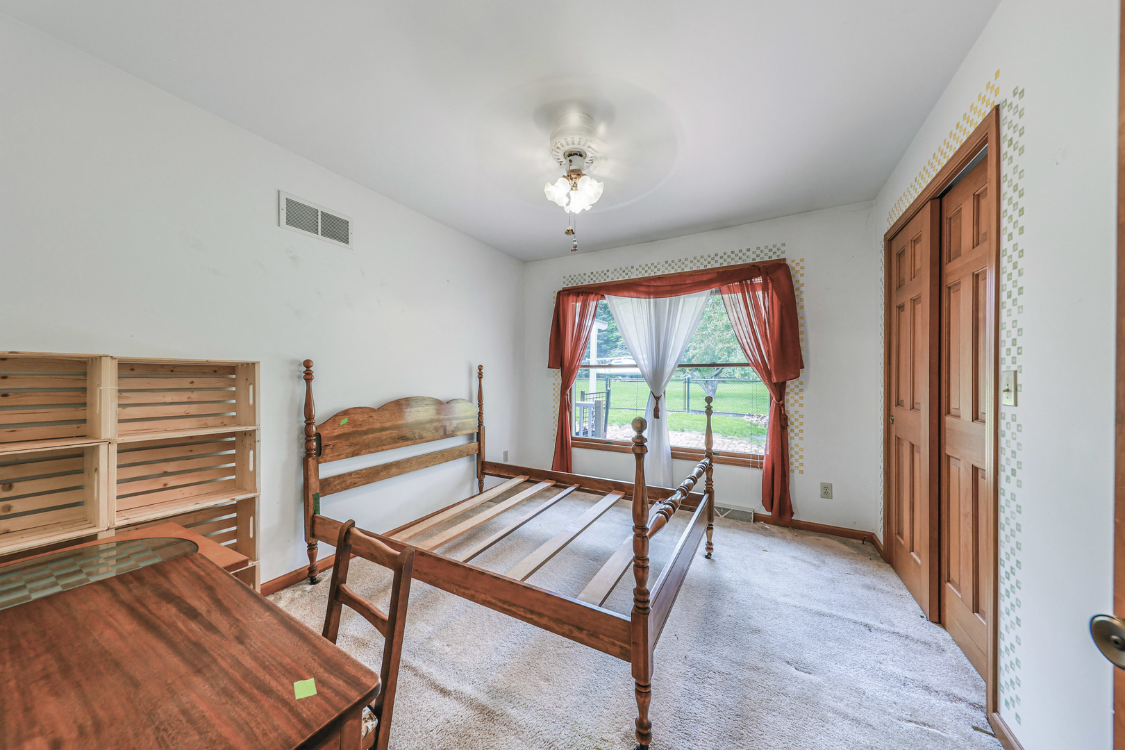109 Selma Street, Utica, IL 61373