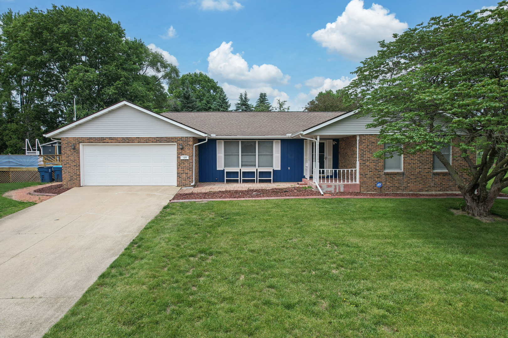 109 Selma Street, Utica, IL 61373