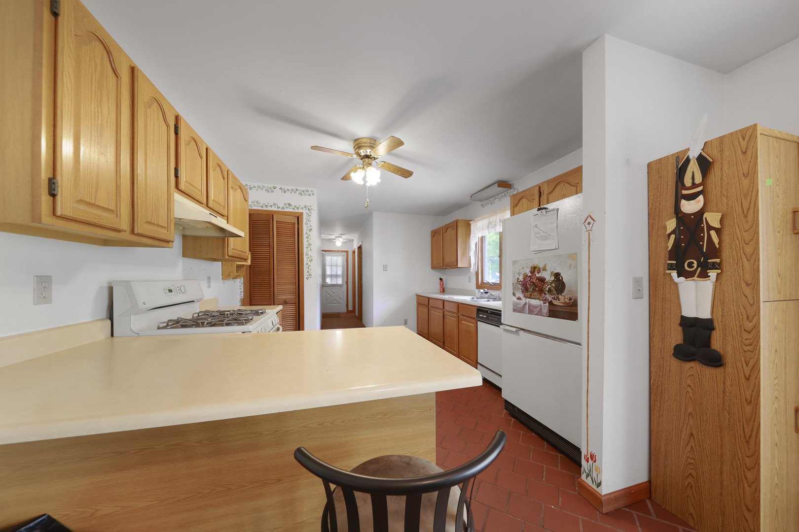 109 Selma Street, Utica, IL 61373
