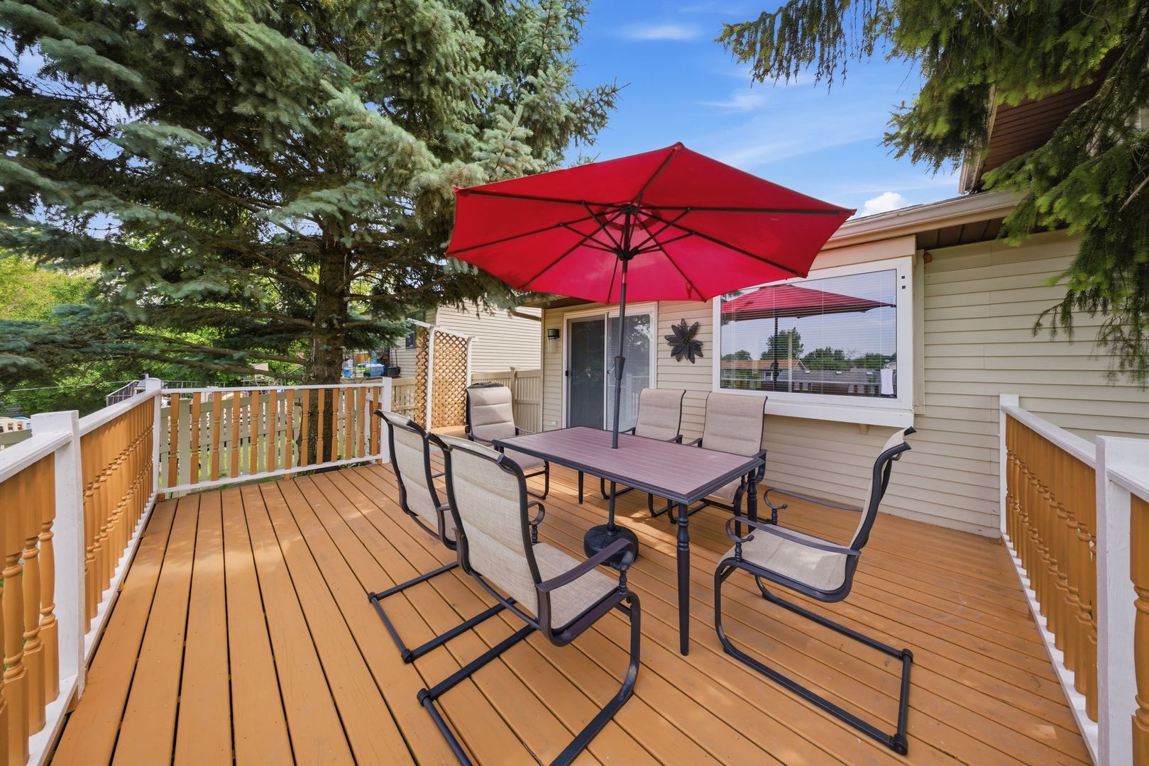 824 Oakton Avenue, Romeoville, IL 60446