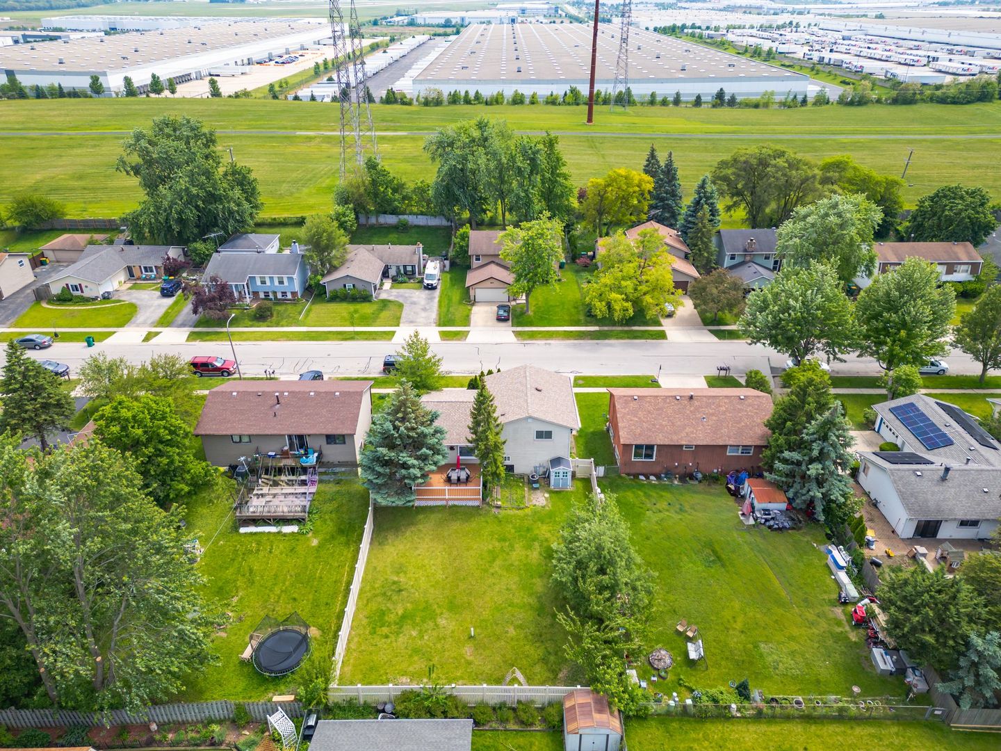 824 Oakton Avenue, Romeoville, IL 60446