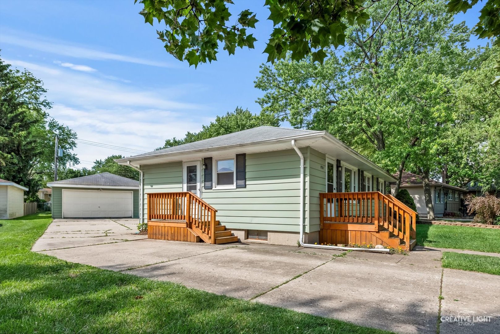 1732 Roanoak Avenue, Aurora, IL 60506