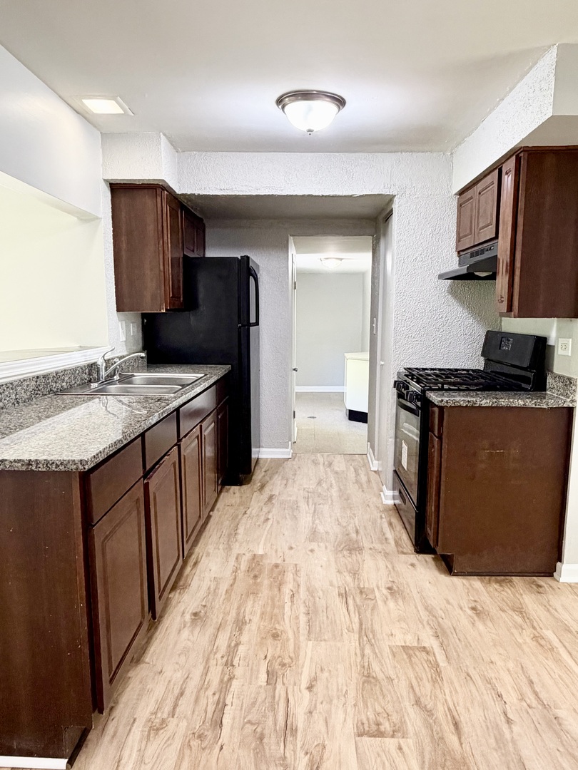 534 CIRCLE Drive, University Park, IL 60484