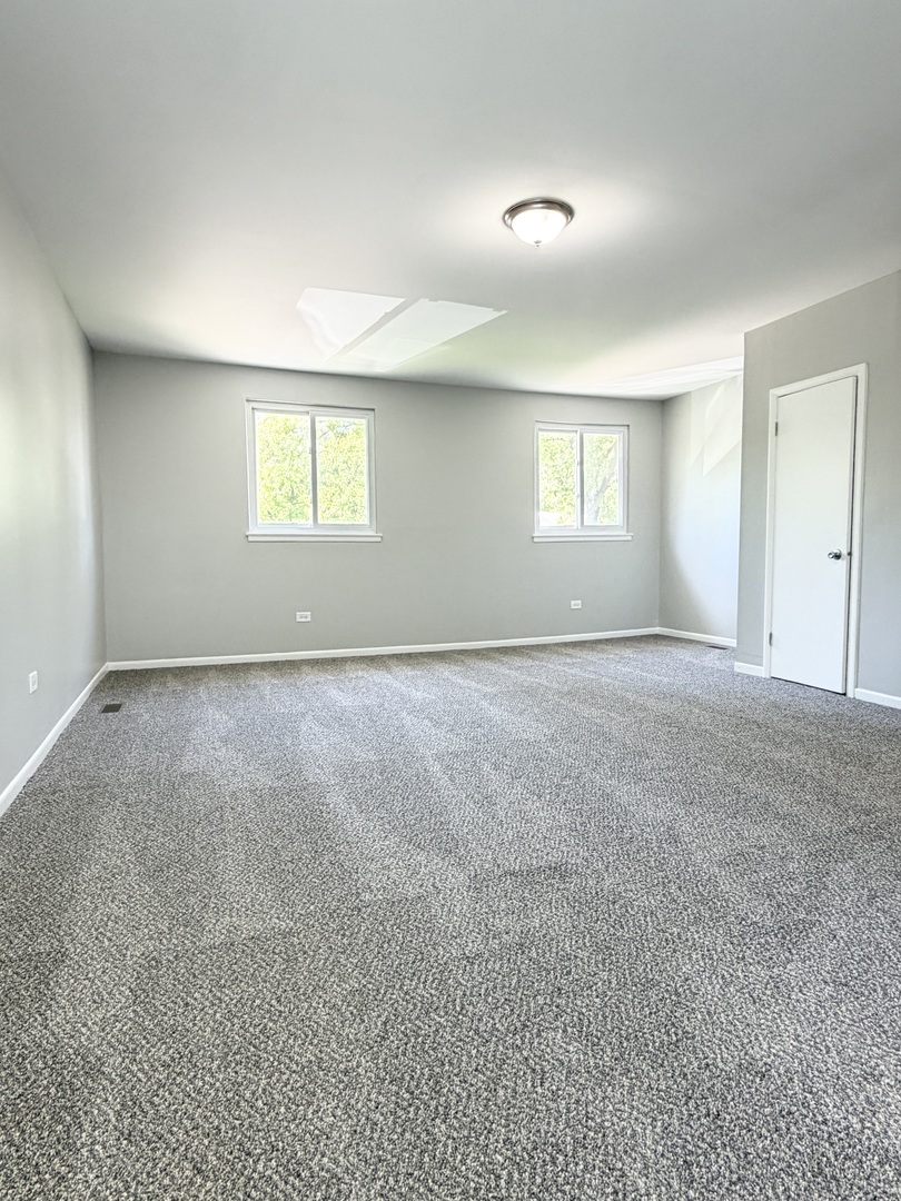 534 CIRCLE Drive, University Park, IL 60484
