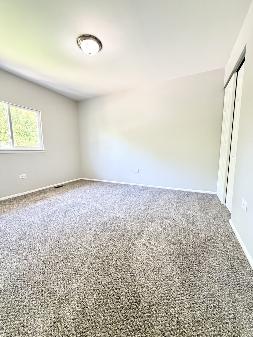 534 CIRCLE Drive, University Park, IL 60484